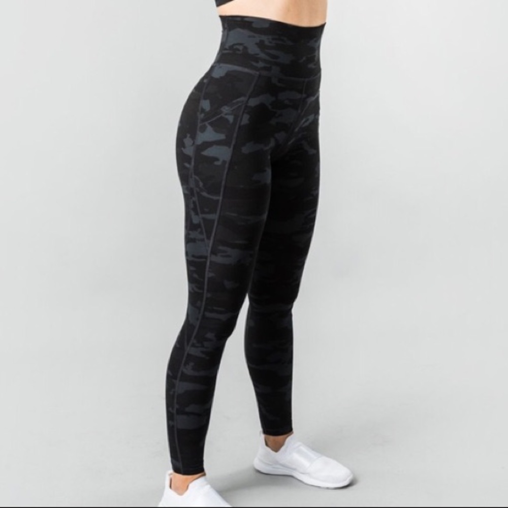 Alphalete leggings